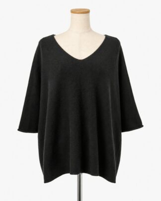 Haut en laine noir
